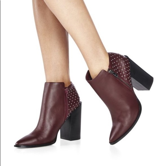NWOT JUSTFAB Tonlie burgundy booties - Picture 1 of 7